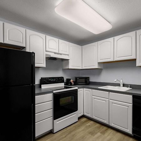 Clarion Inn Falls Church-Arlington Ngoại thất bức ảnh