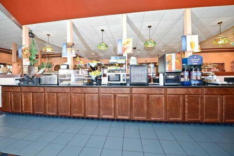Clarion Inn Falls Church-Arlington Ngoại thất bức ảnh