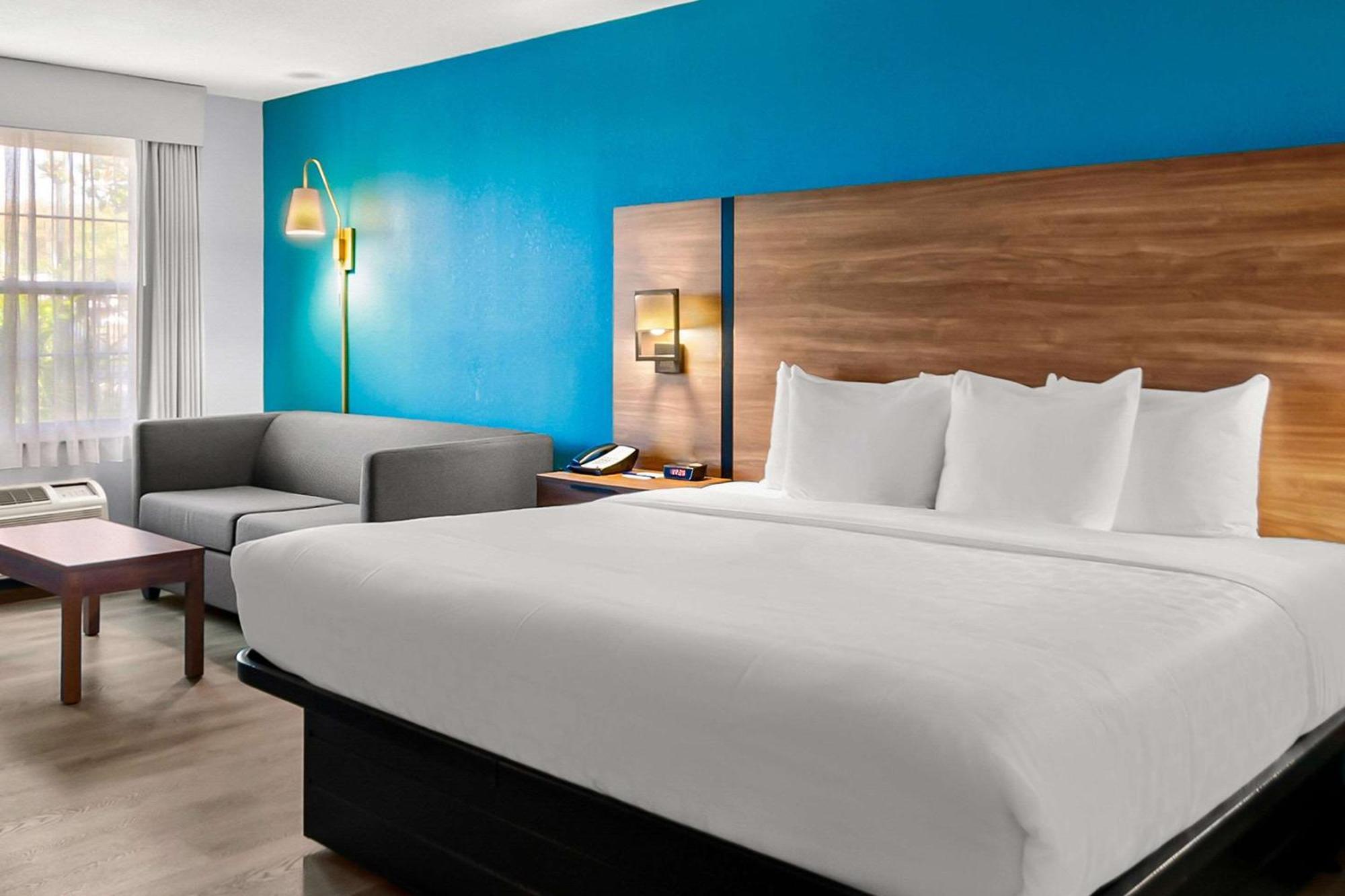 Clarion Inn Falls Church-Arlington Ngoại thất bức ảnh