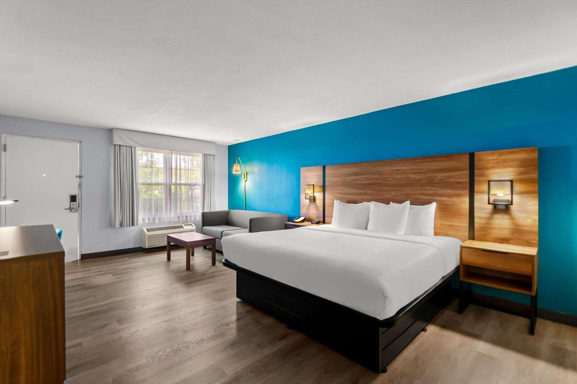 Clarion Inn Falls Church-Arlington Ngoại thất bức ảnh