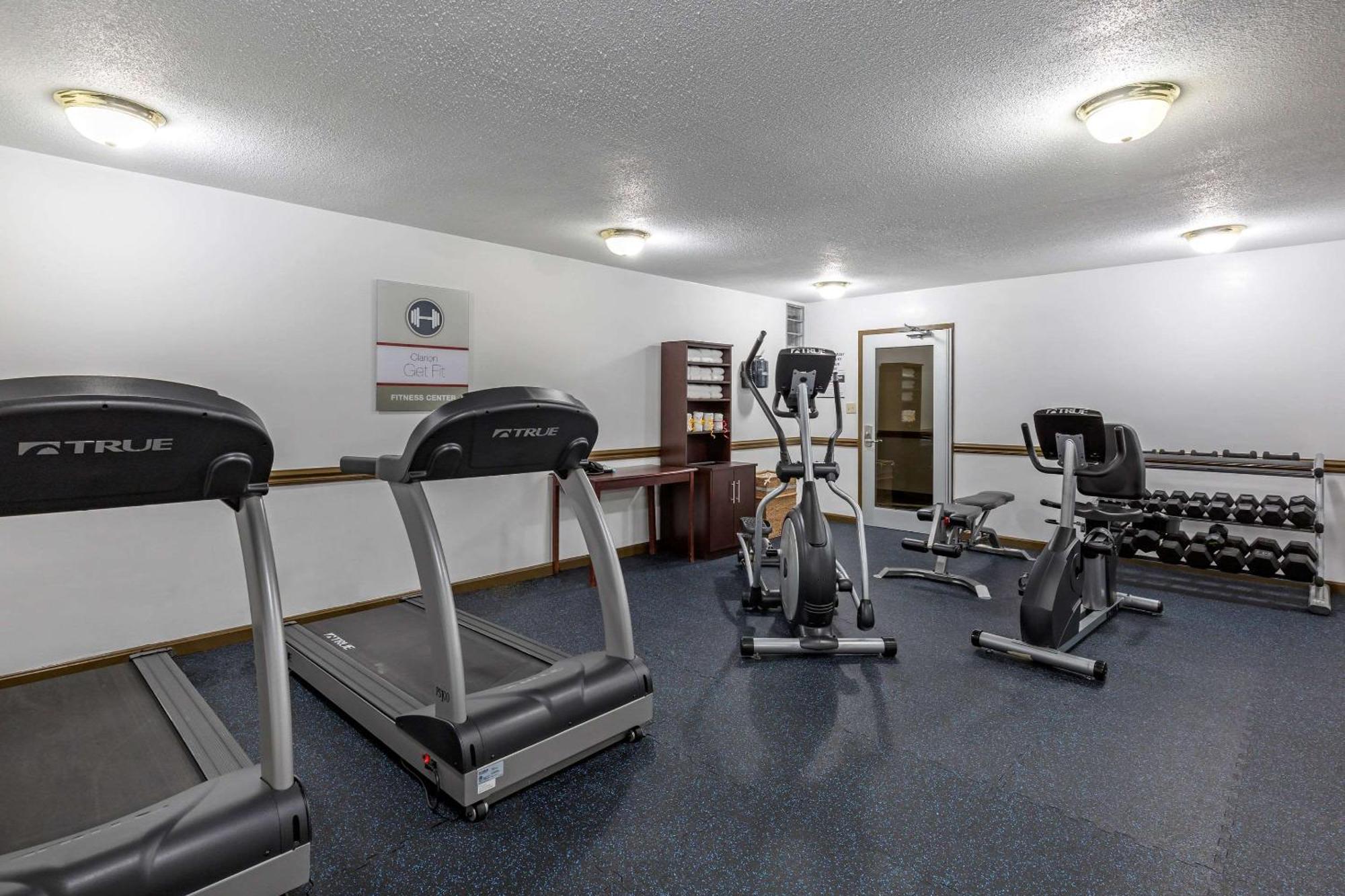 Clarion Inn Falls Church-Arlington Ngoại thất bức ảnh