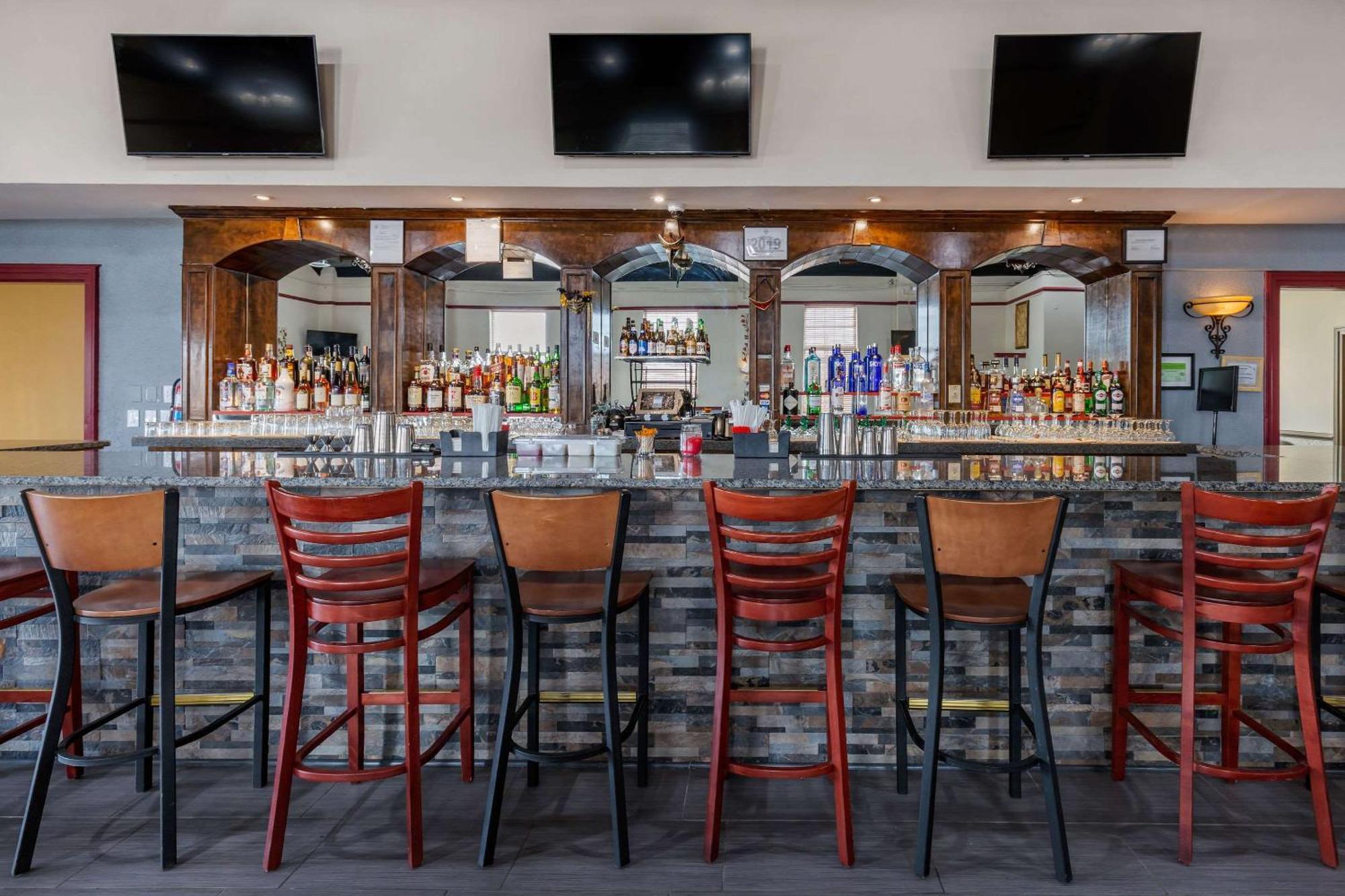 Clarion Inn Falls Church-Arlington Ngoại thất bức ảnh