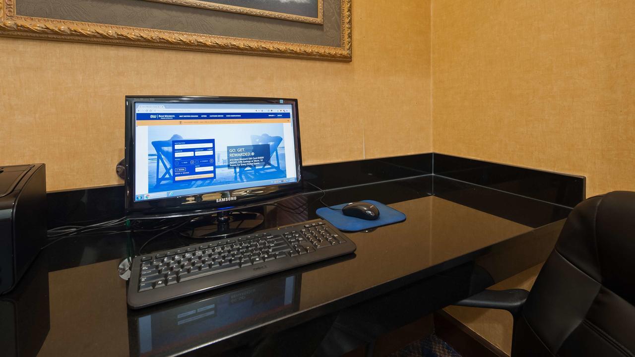 Clarion Inn Falls Church-Arlington Ngoại thất bức ảnh