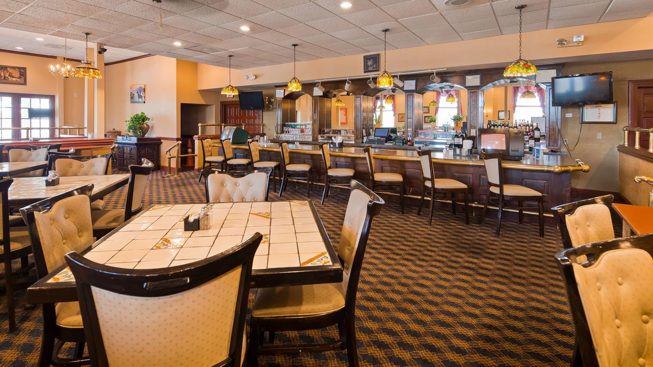 Clarion Inn Falls Church-Arlington Ngoại thất bức ảnh